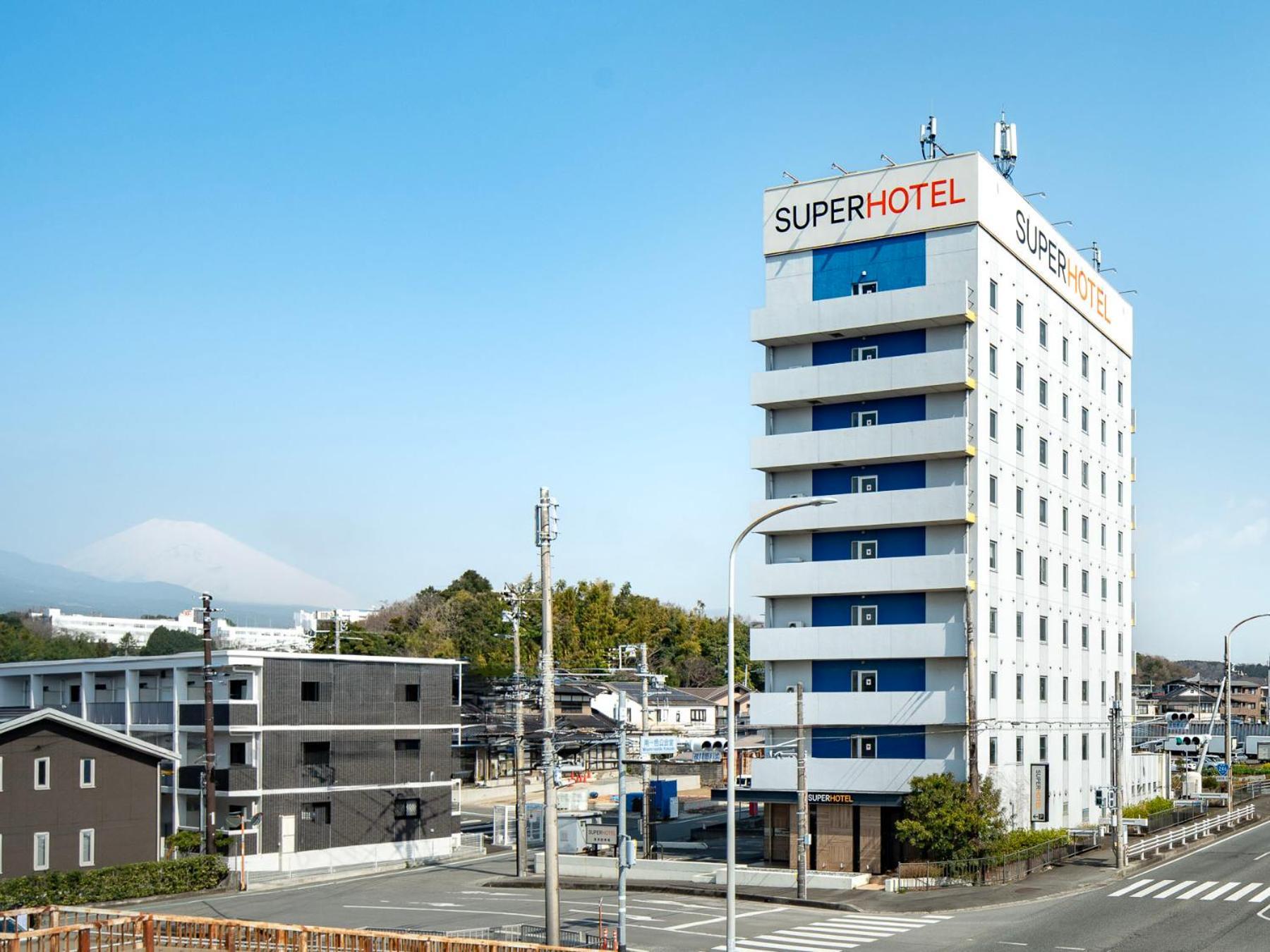 スーパーホテル長泉・沼津インター ホテル 3*